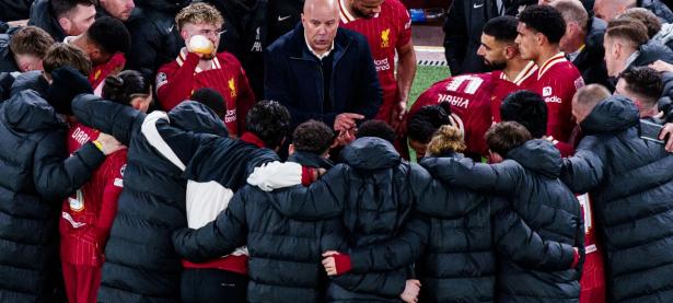 爱游戏app-包含利物浦遭遇连败，赛季形势岌岌可危的词条