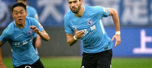 爱游戏官方登录入口-包含权健主场遭遇不利，积分榜排名持平的词条