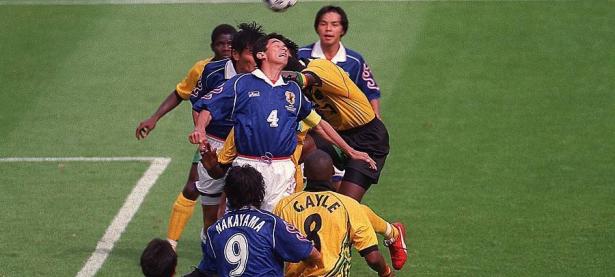 爱游戏体育平台-加拿大篮球甲级联赛重磅对决即将上演，双方实力均匹敌