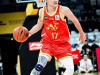 湖南男篮击败四川，展现强大实力