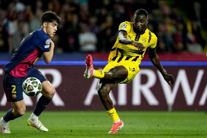 多特蒙德客场大胜沙尔克,球队豪取三分的简单介绍 多特蒙德客场大胜沙尔克,球队豪取三分的简单介绍