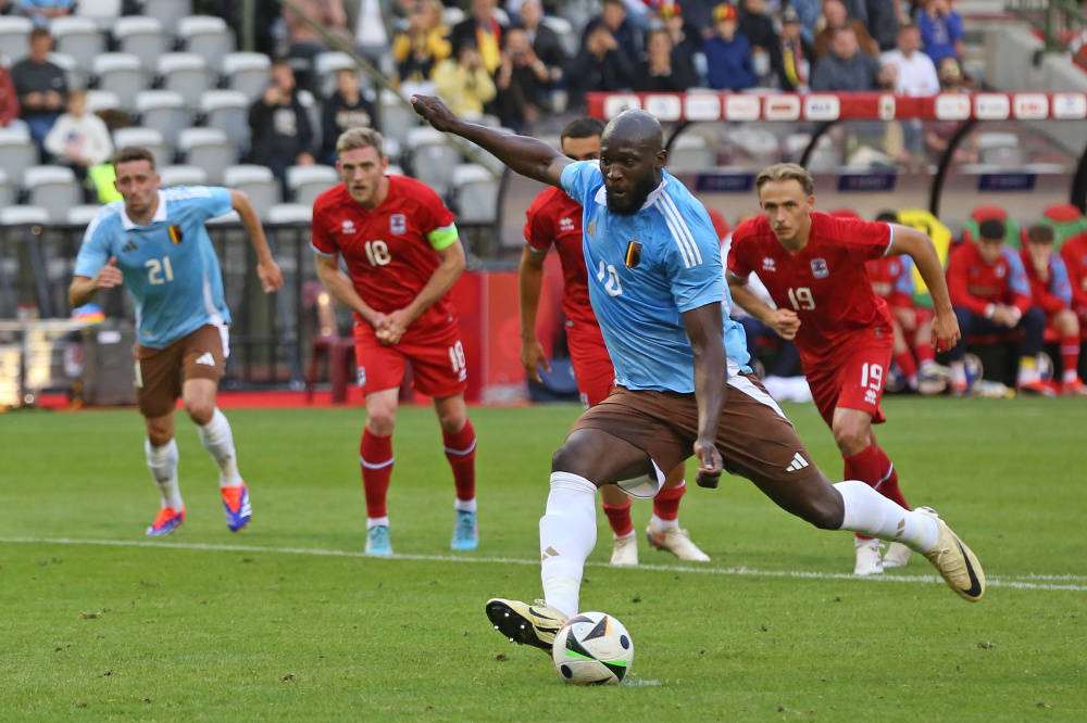 球员们在欧国联比赛中发挥出色(球员们在欧国联比赛中发挥出色的是谁)