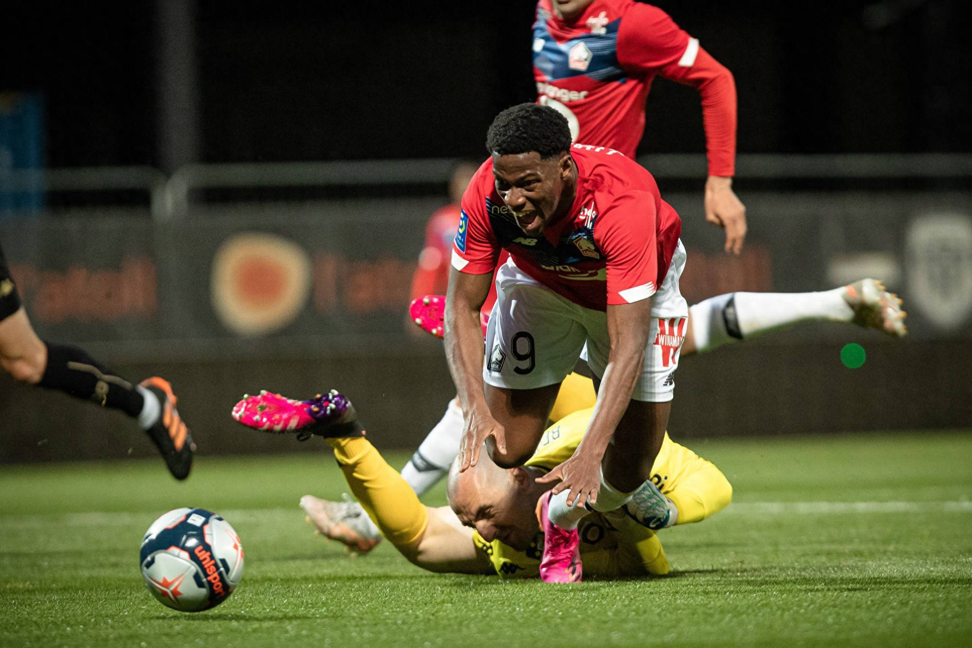 力压对手,多特蒙德继续发光的简单介绍 力压对手,多特蒙德继续发光的简单介绍