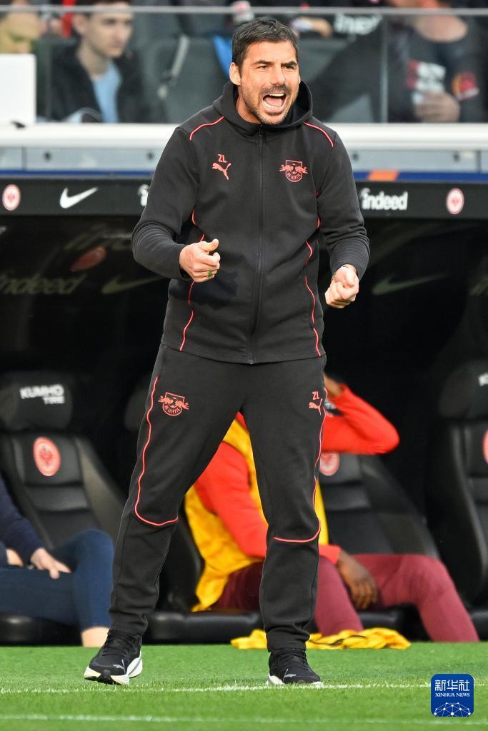 包含莱比锡主场战胜以弗森堡夺取德甲榜首的词条 包含莱比锡主场战胜以弗森堡夺取德甲榜首的词条