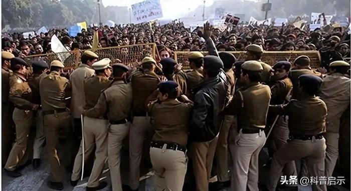 关于巴基斯坦队外援机动灵活，助力球队绝地反击的信息