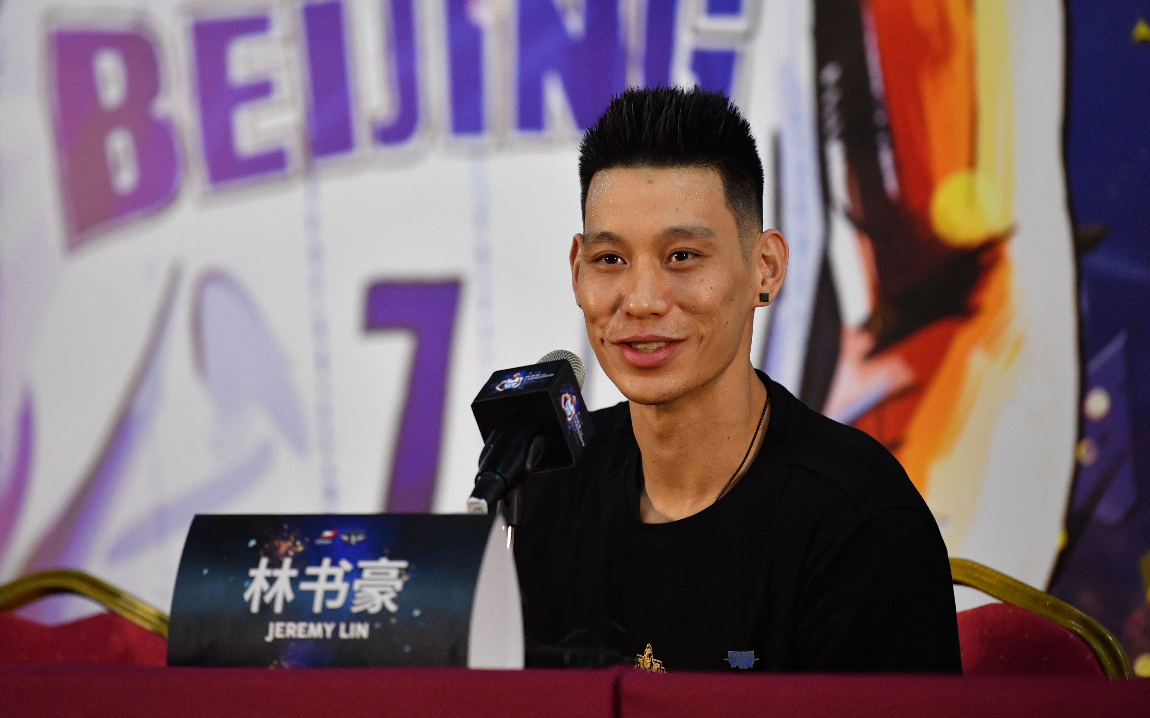 林书豪领军取得顶级表现,助力球队升至次席的简单介绍 林书豪领军取得顶级表现,助力球队升至次席的简单介绍