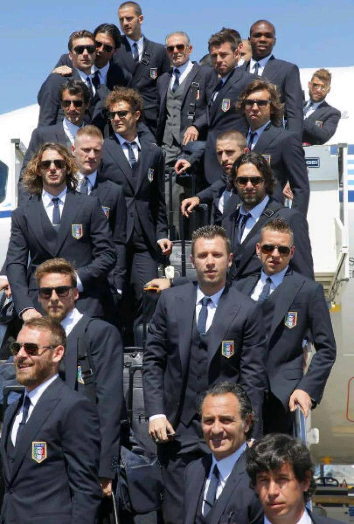 意大利足球队引进新教练重返巅峰 意大利足球队引进新教练重返巅峰