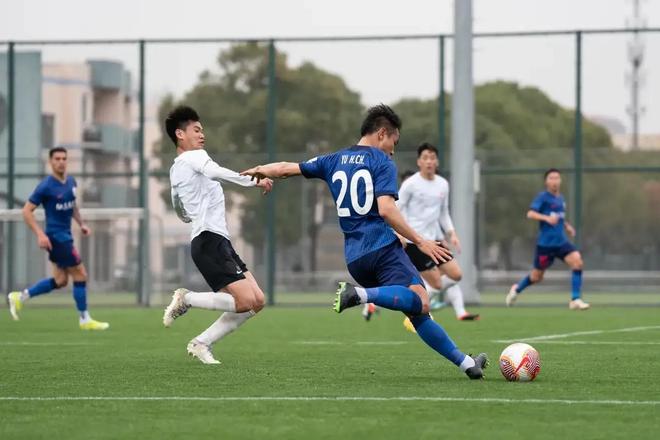 上海申花球员集体努力，备战状态佳的简单介绍