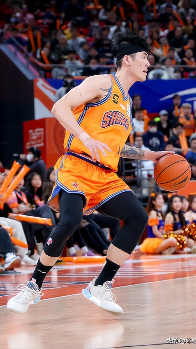 上海派出新锐球员,力克江苏队 上海派出新锐球员,力克江苏队