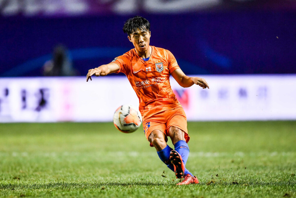 包含建业客场负于鲁能,保持中游位置的词条 包含建业客场负于鲁能,保持中游位置的词条