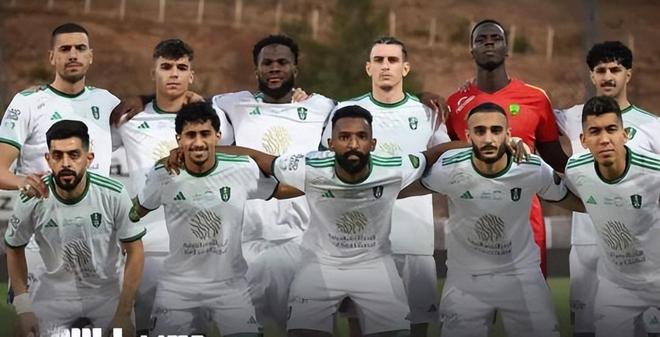 包含利用空档成功进球,球队实力尽显一览无余的词条 包含利用空档成功进球,球队实力尽显一览无余的词条