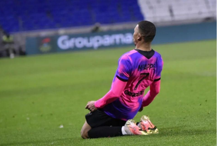 包含沃尔夫斯堡主教练出拍新战术,球队未来可期的词条 包含沃尔夫斯堡主教练出拍新战术,球队未来可期的词条