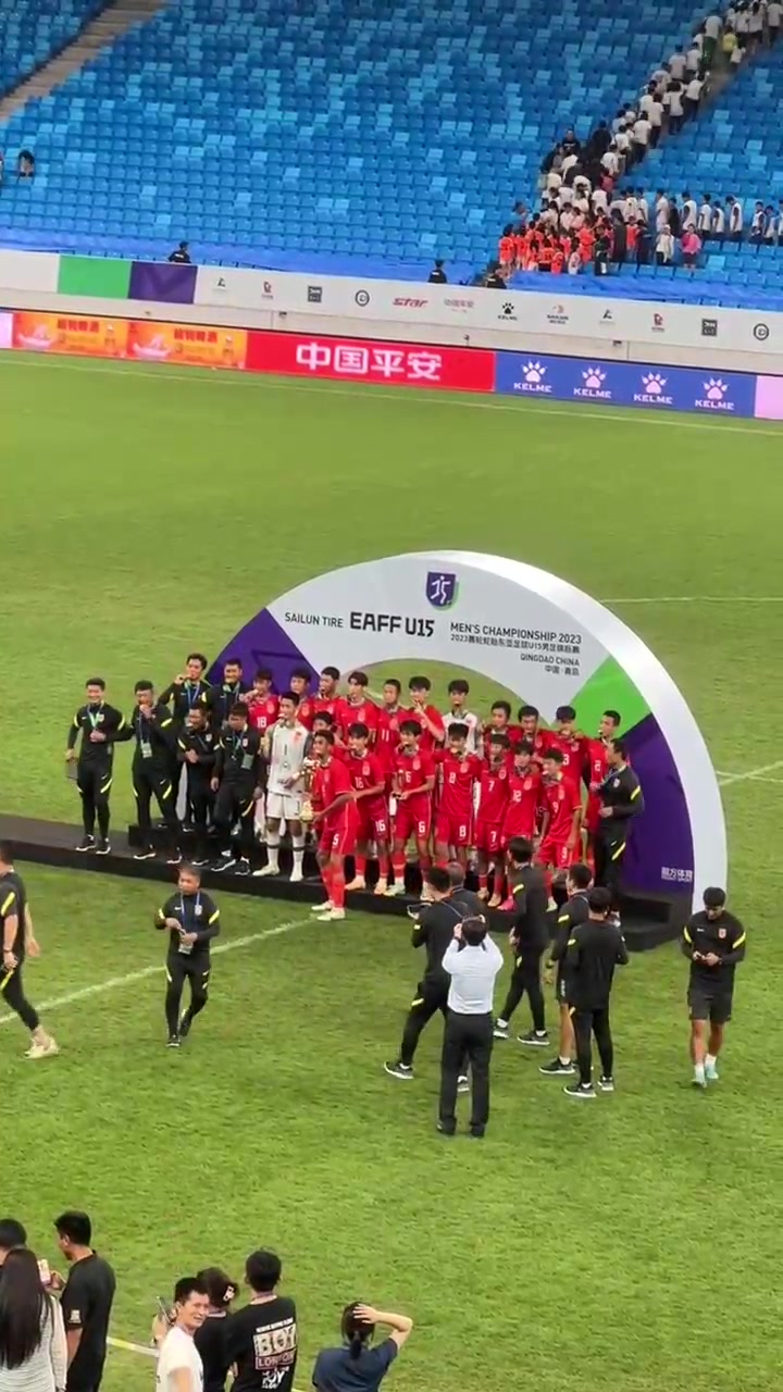 东亚洲际足球联赛场上明星闪耀，战力擂台