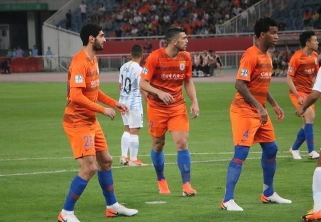 关于鲁能主场不敌泰达，冲击前四形势危急的信息