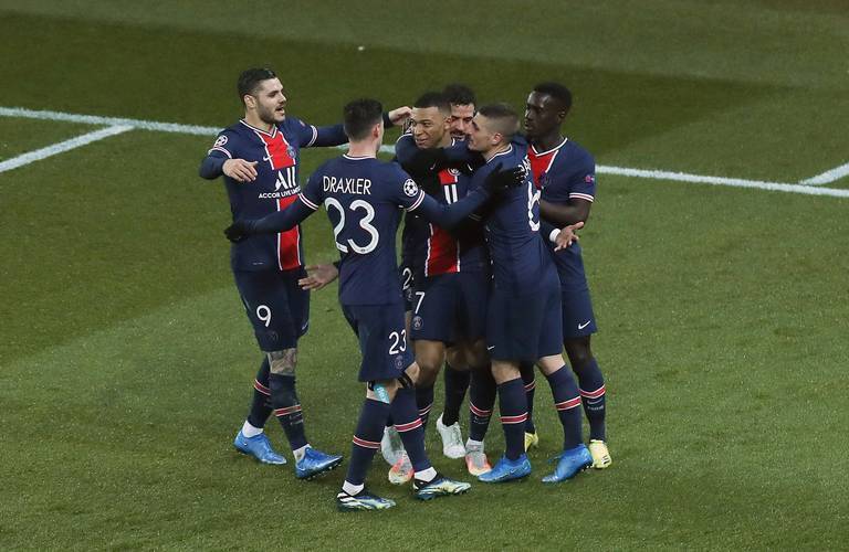 尼斯队客场击败费耶诺德,晋级欧联杯四强 尼斯队客场击败费耶诺德,晋级欧联杯四强