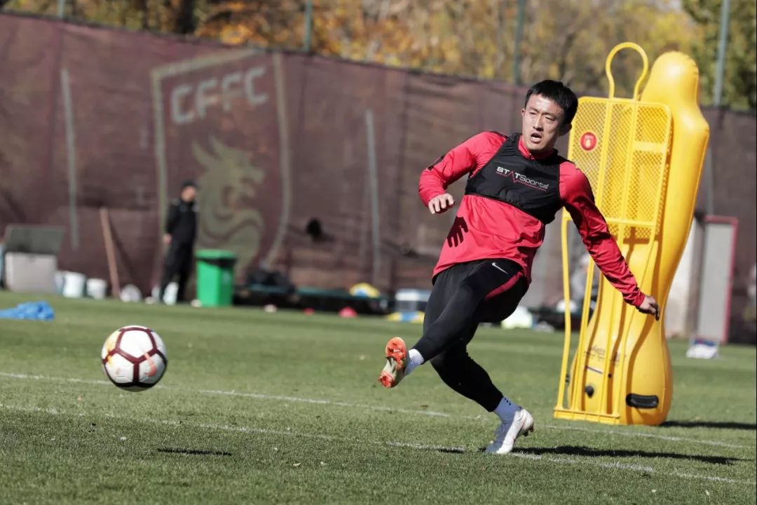 卡迪夫城客场胜利，士气高昂继续前进的简单介绍