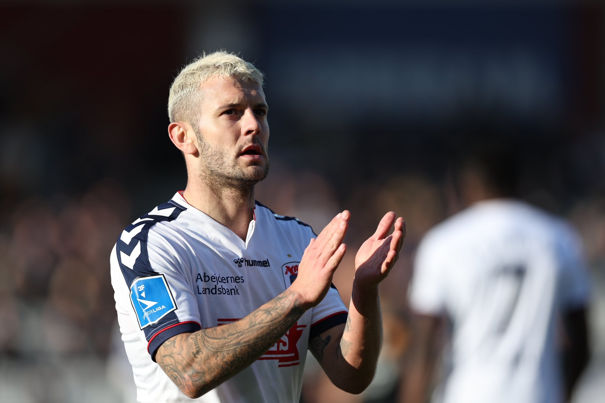 柏林联队在主场收获宝贵的三分