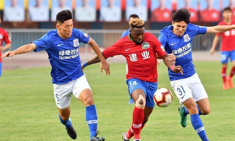 北京人和客场险胜上海绿地申花,积分榜上升 北京人和客场险胜上海绿地申花,积分榜上升